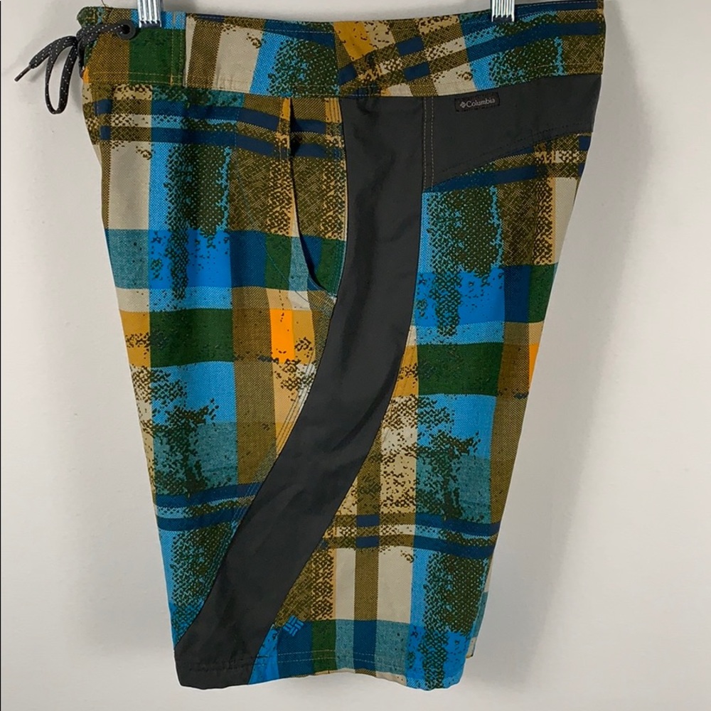 Columbia Omni-Shield 34x11 Polyester Swim Shorts